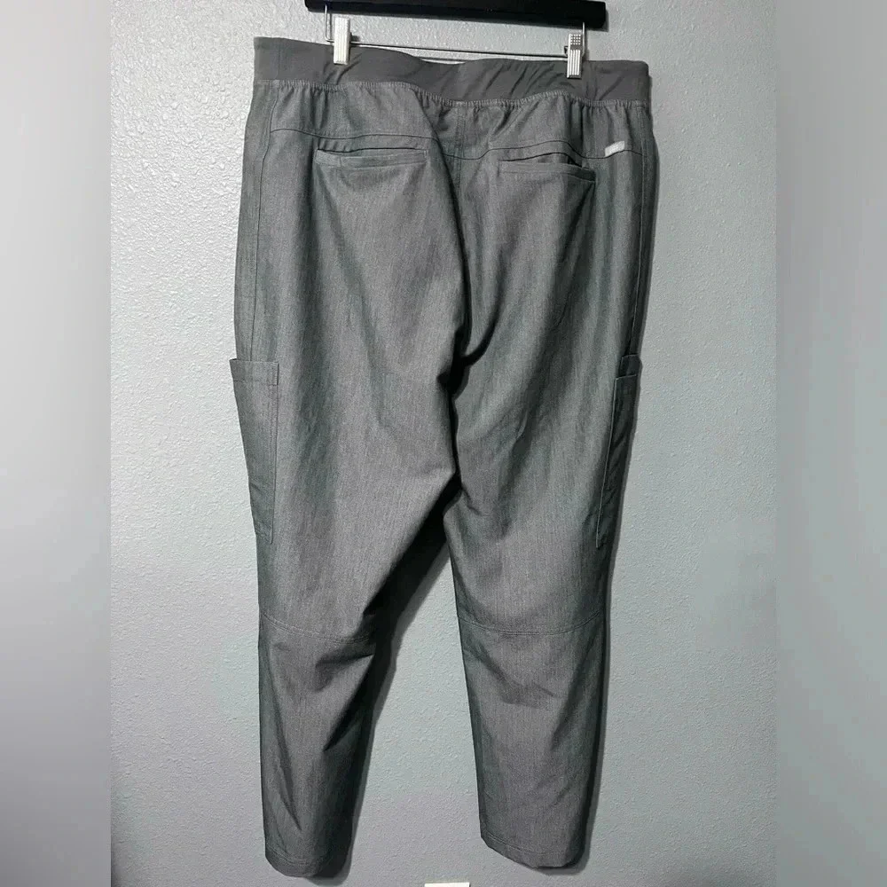 FIGS Scrubs Pants Bottoms Technical Collection Gray Men’ s Axim M Inseam 28.5”